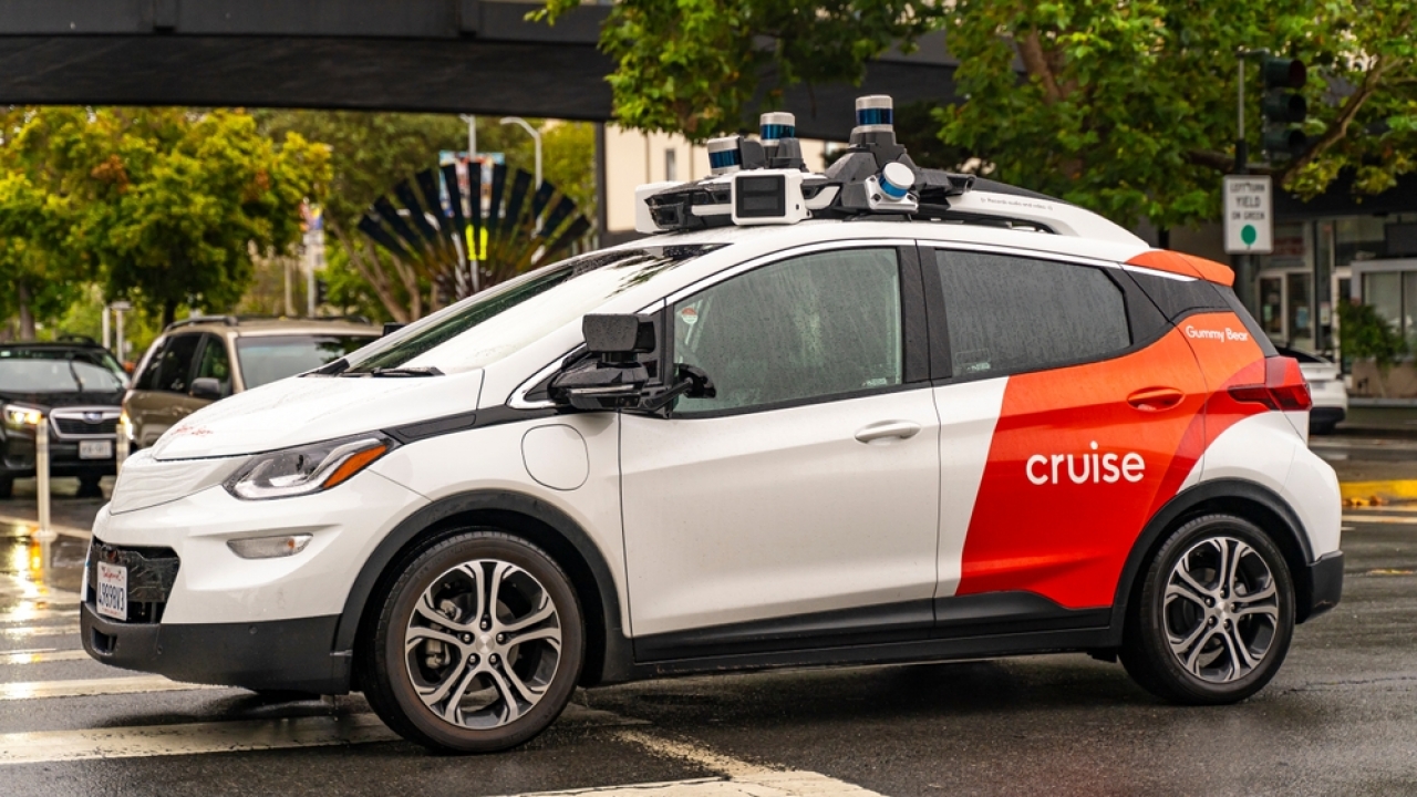 GM's Cruise rides through the streets of San Francisco