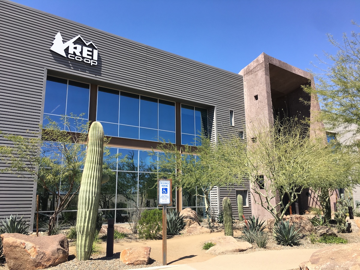 REI.jpg