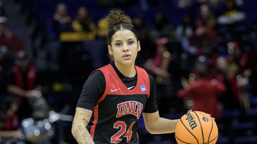 Essence Booker - UNLV Basketball