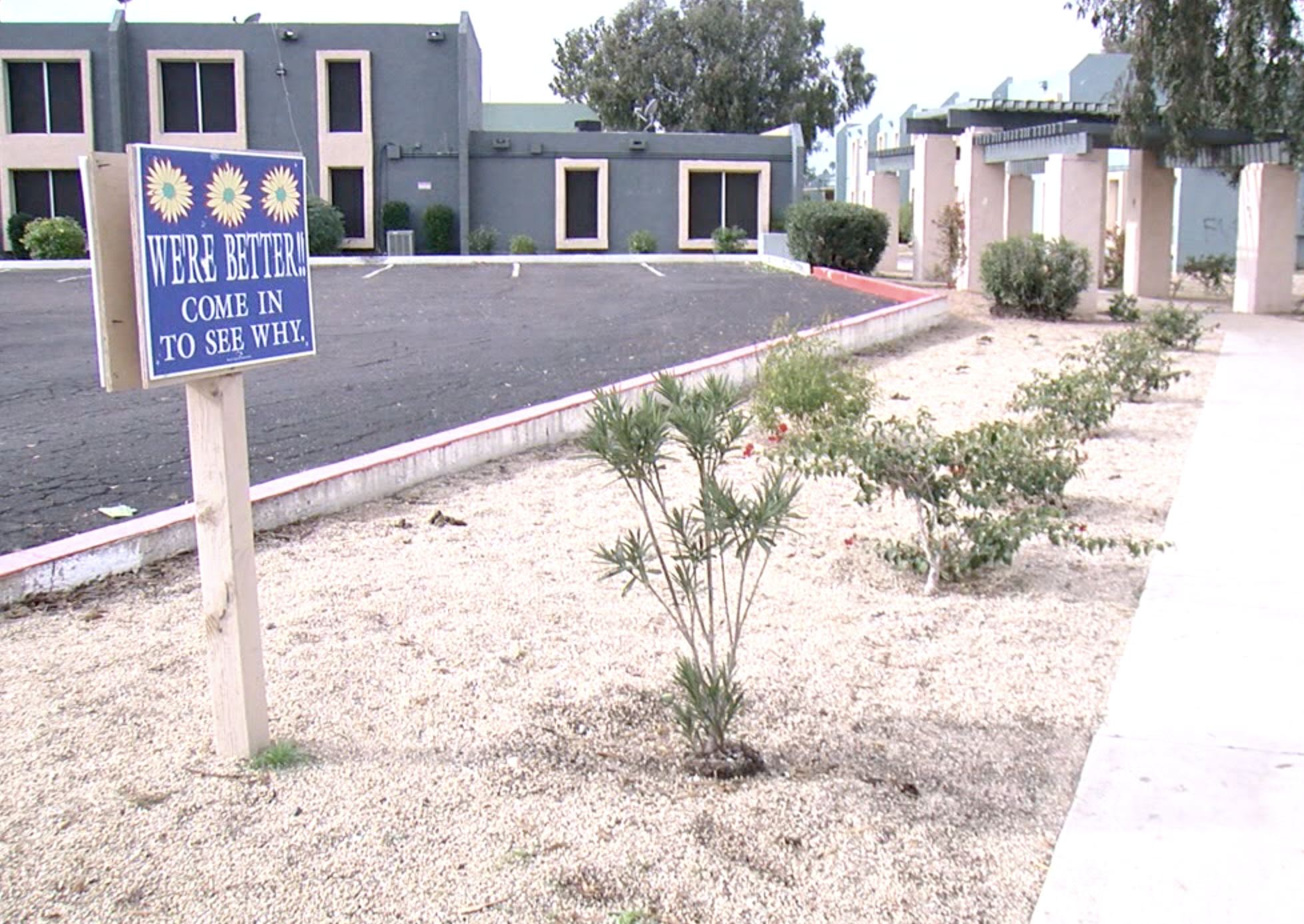 Residents of Highland Park Apartments complain of sewage in homes