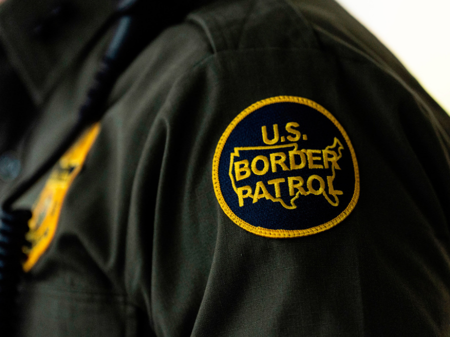 border_patrol_agent_official_uniform_patch_apphoto.png