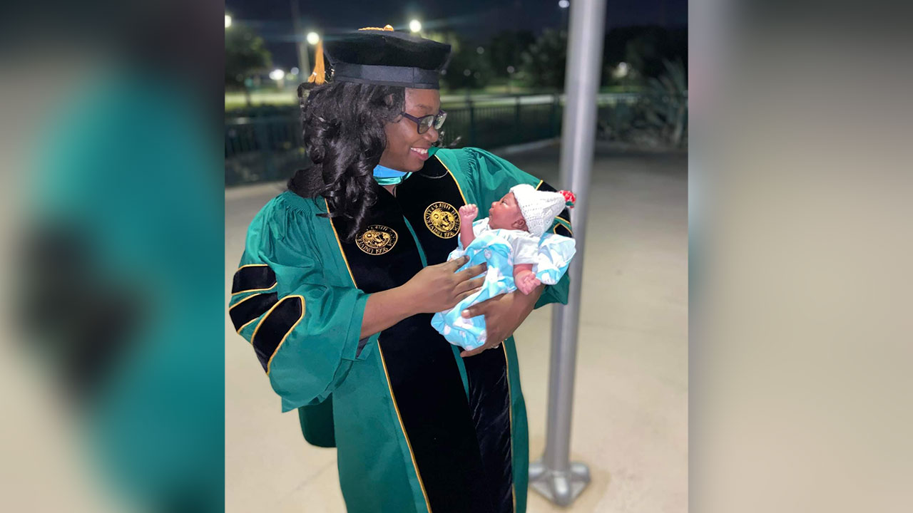mother-graduates.jpg