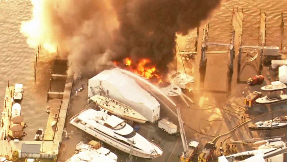 wptv-yacht-fire-.jpg