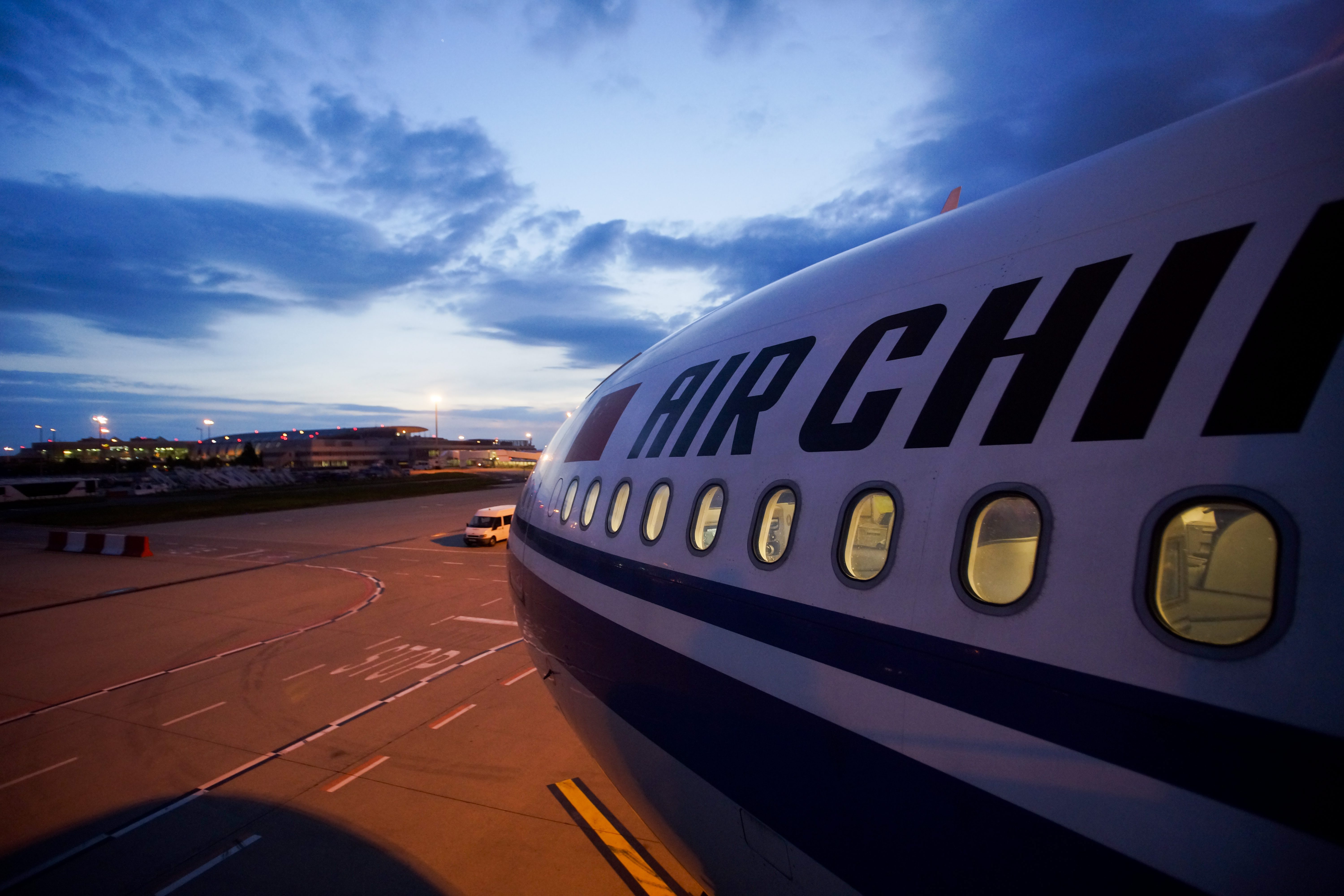 Trump administration moves to block Chinese airlines from US