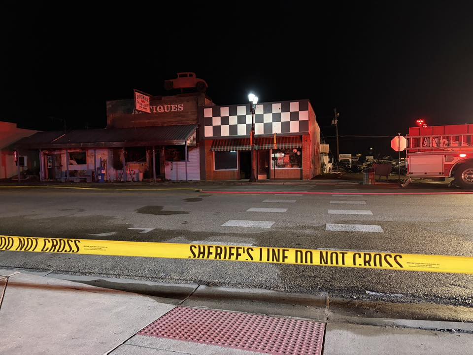 Aftermath of Double Diamond fire in New Plymouth