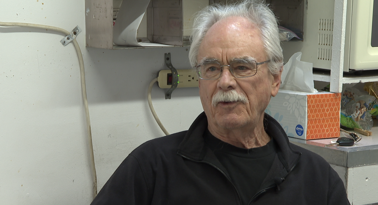 Tom Philabaum of Philabaum Glass Studio, is stepping away from his business after nearly 50 years.