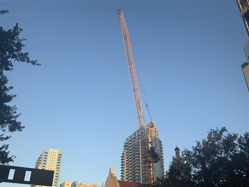 Tampa crane