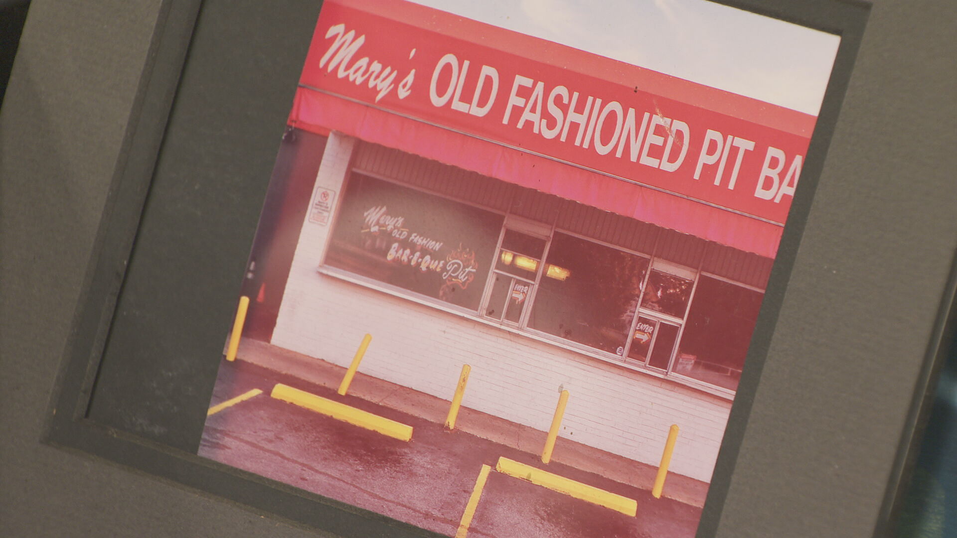 Mary's pit bbq.jpeg