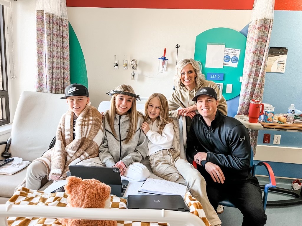 Jaylee Sanders and Family