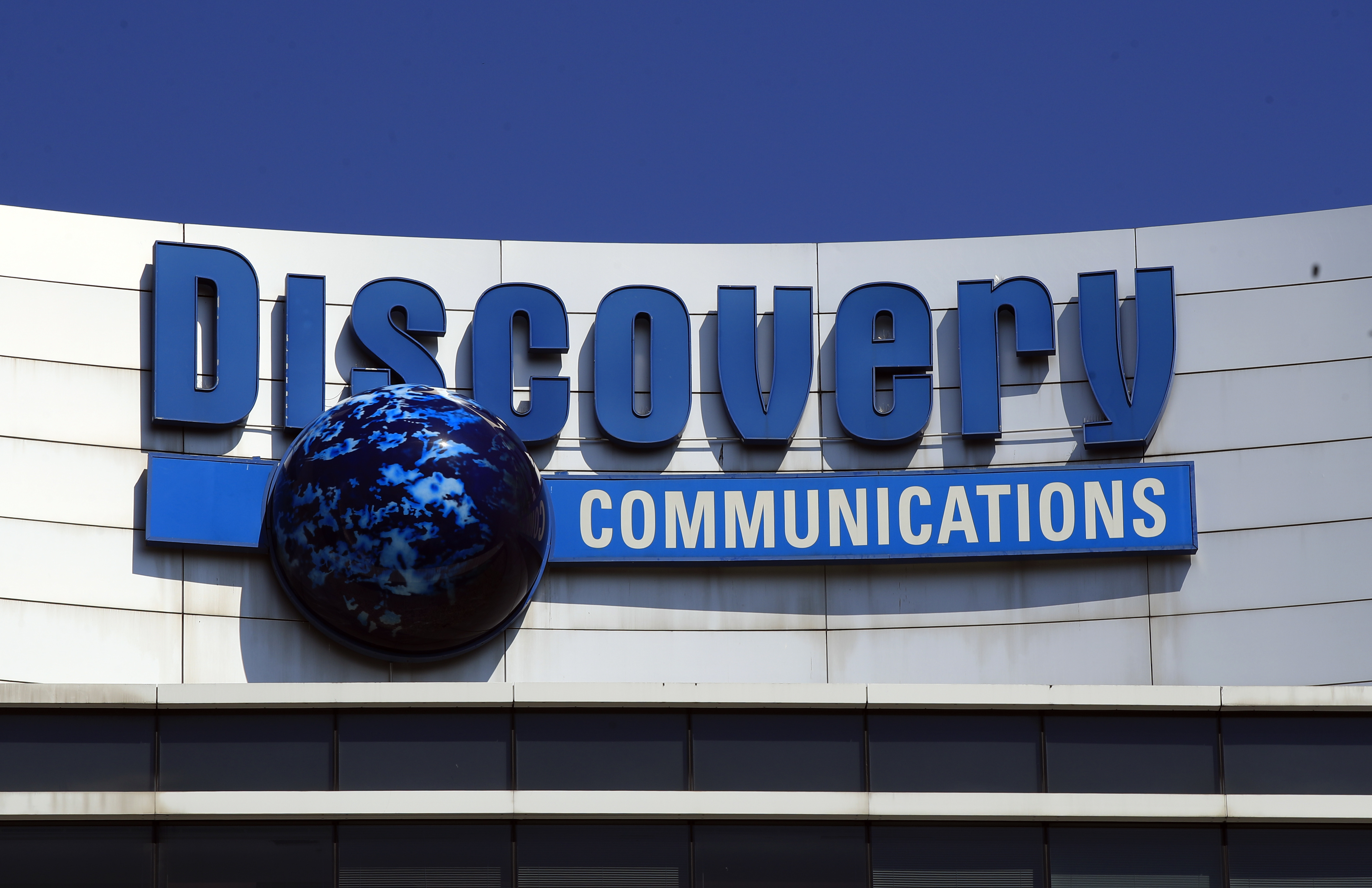 Warner Bros Discovery-Split