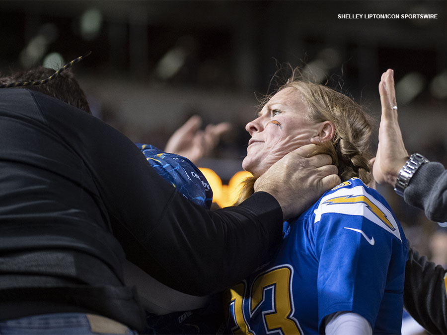 Chargers fan choked by Steelers fan at game Dec. 2, 2018
