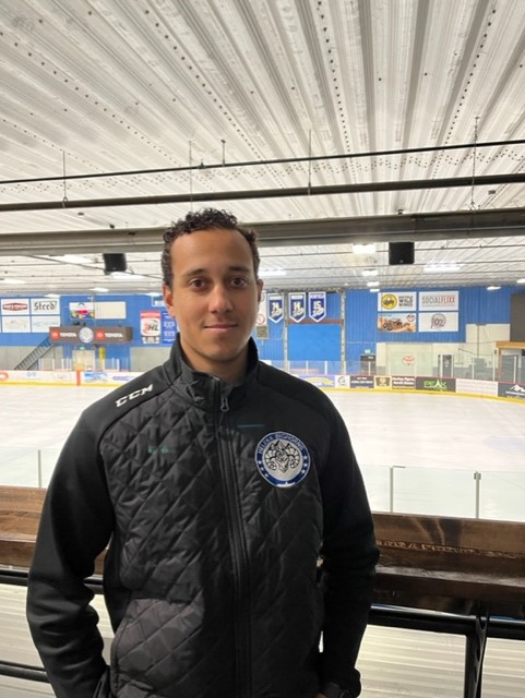 Bighorns Head Coach: Damon Hanson