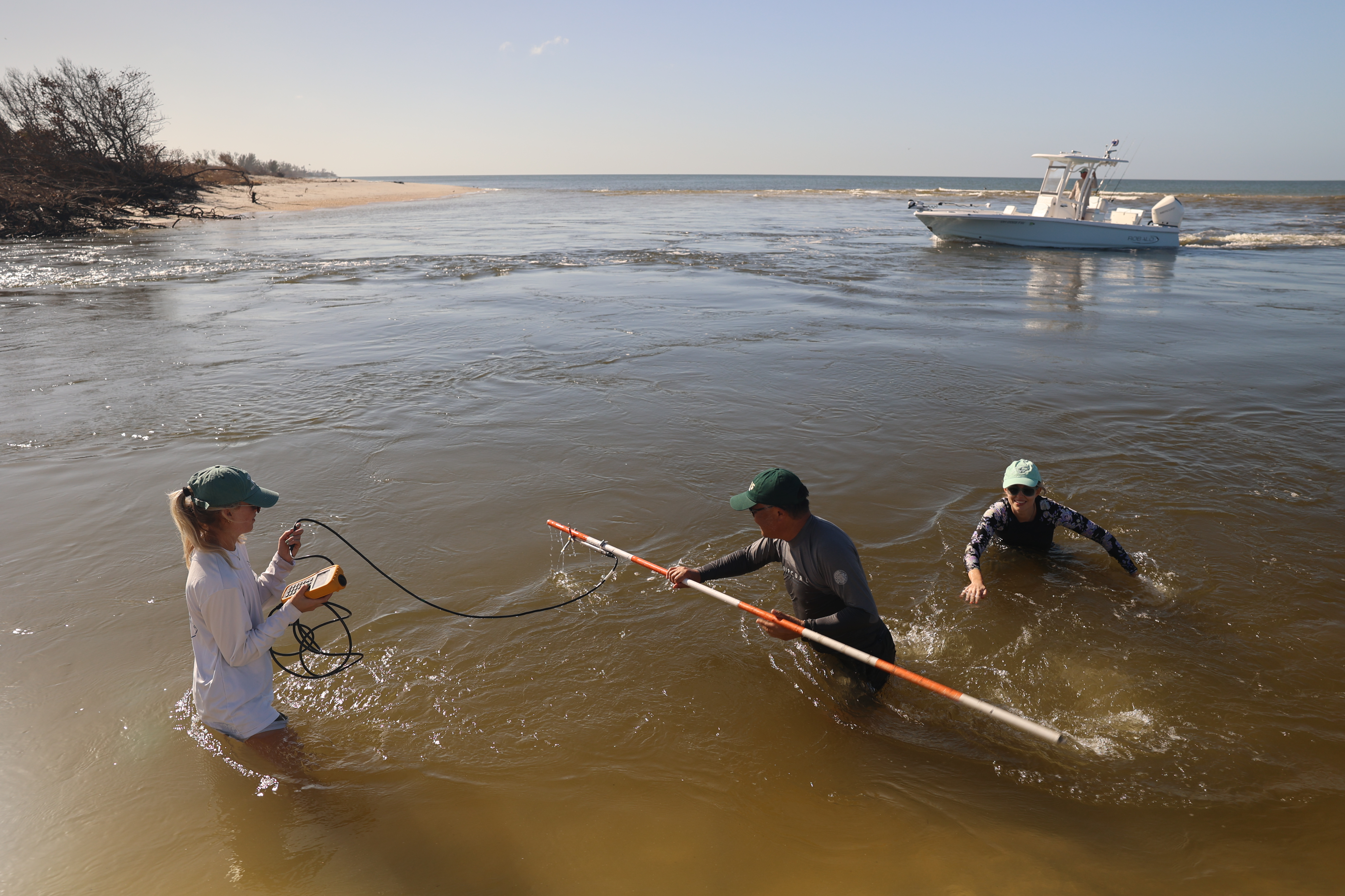 USF Researchers at Midnight Pass in Siesta Key, Sarasota County