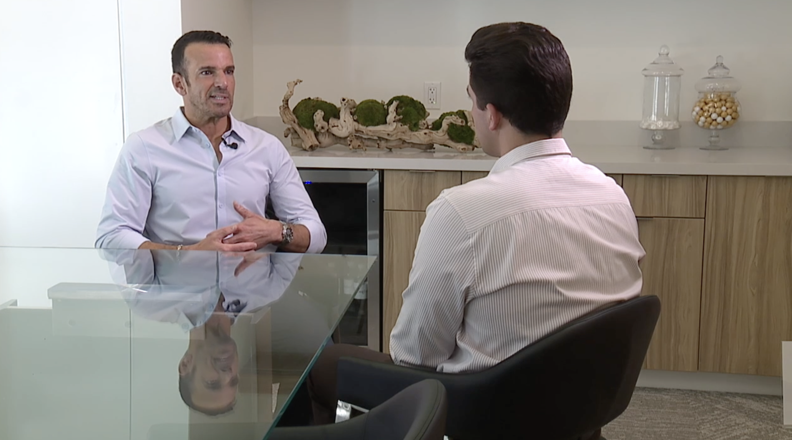 LAS VEGAS MAN TRAVELS BACK FROM ISRAEL 