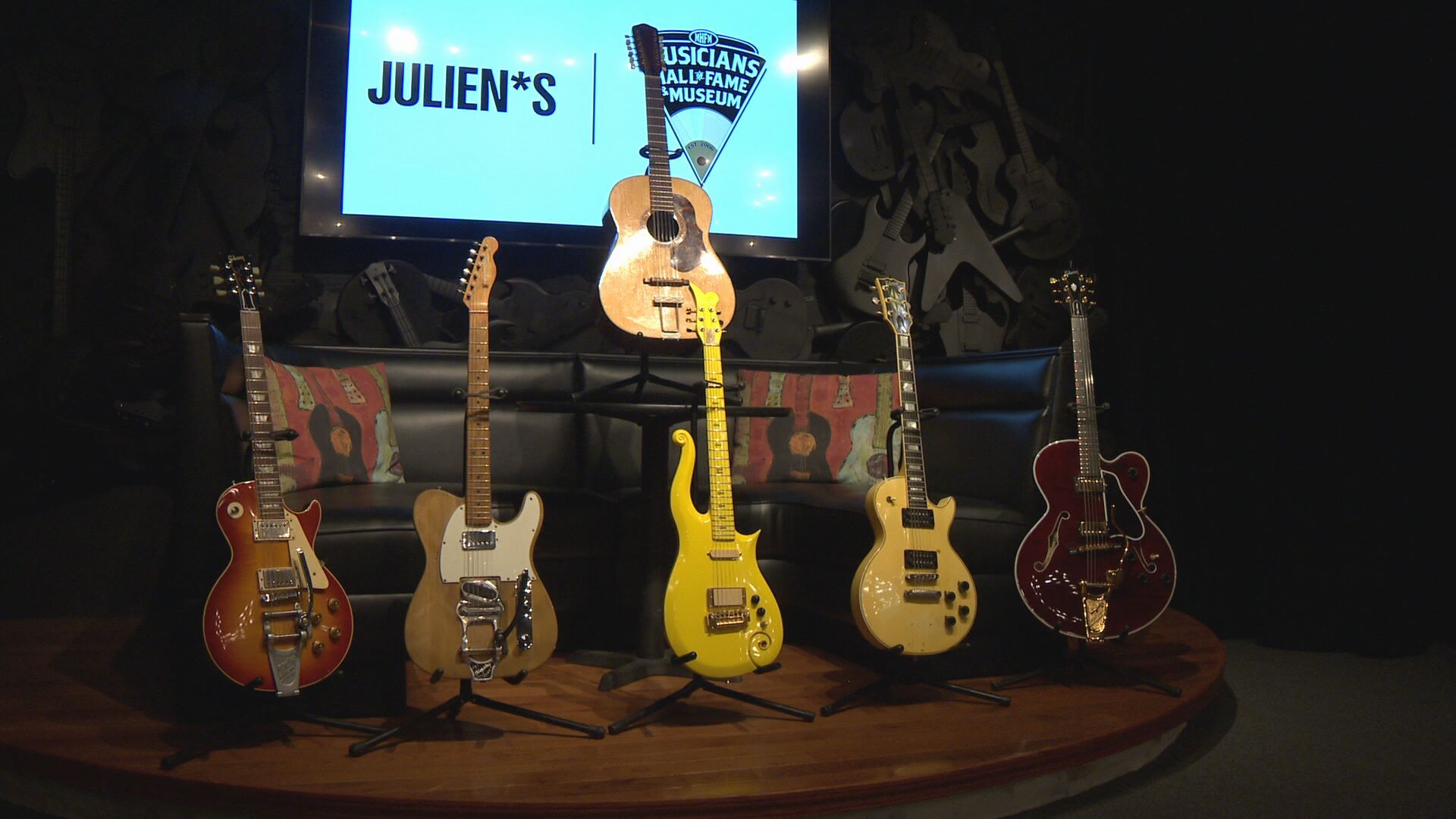 9AM BUMP (JULIEN'S AUCTION MUSIC ICONS EXHIBIT)_frame_0.jpeg