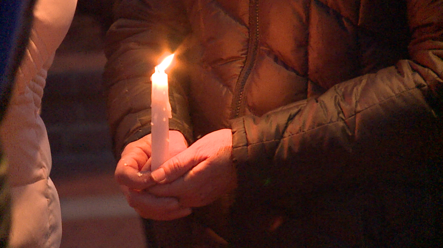 'The state of Maryland stands in solidarity with Ukraine': Annapolis hold vigil for war-torn country