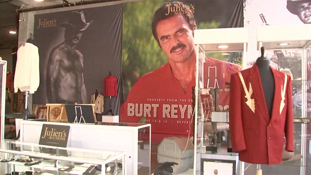 WPTV-BURT-REYNOLDS-AUCTION.jpg