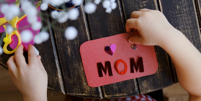 mom.png