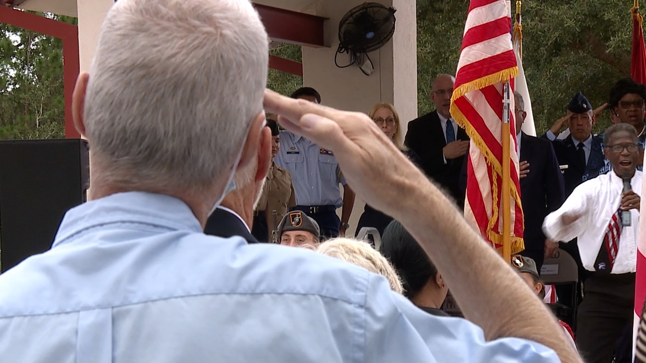 Saluting veteran
