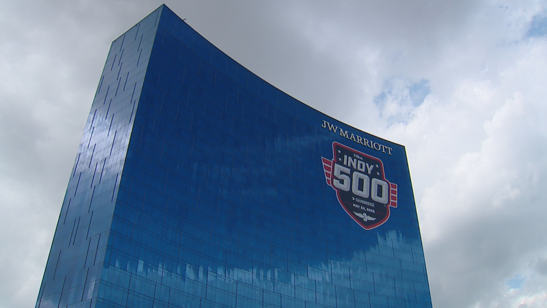 JW MARRIOTT 500 LOGO VO.transfer_frame_231.jpg