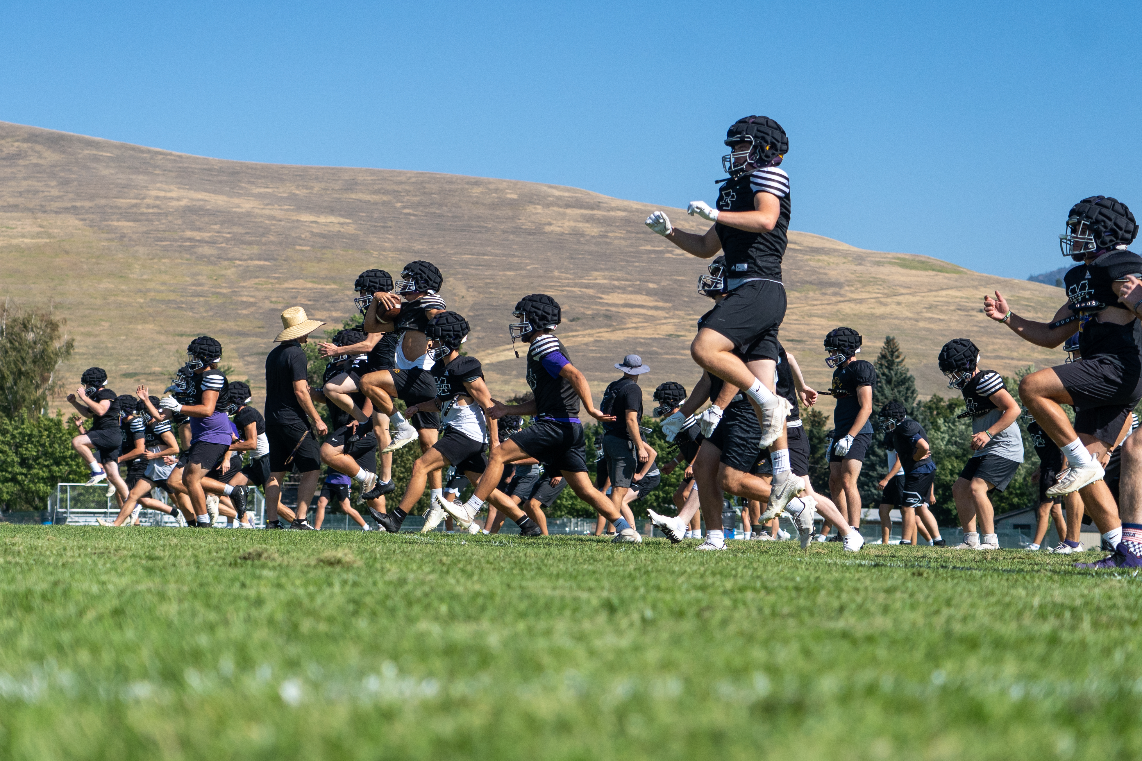 Sentinel football.jpg