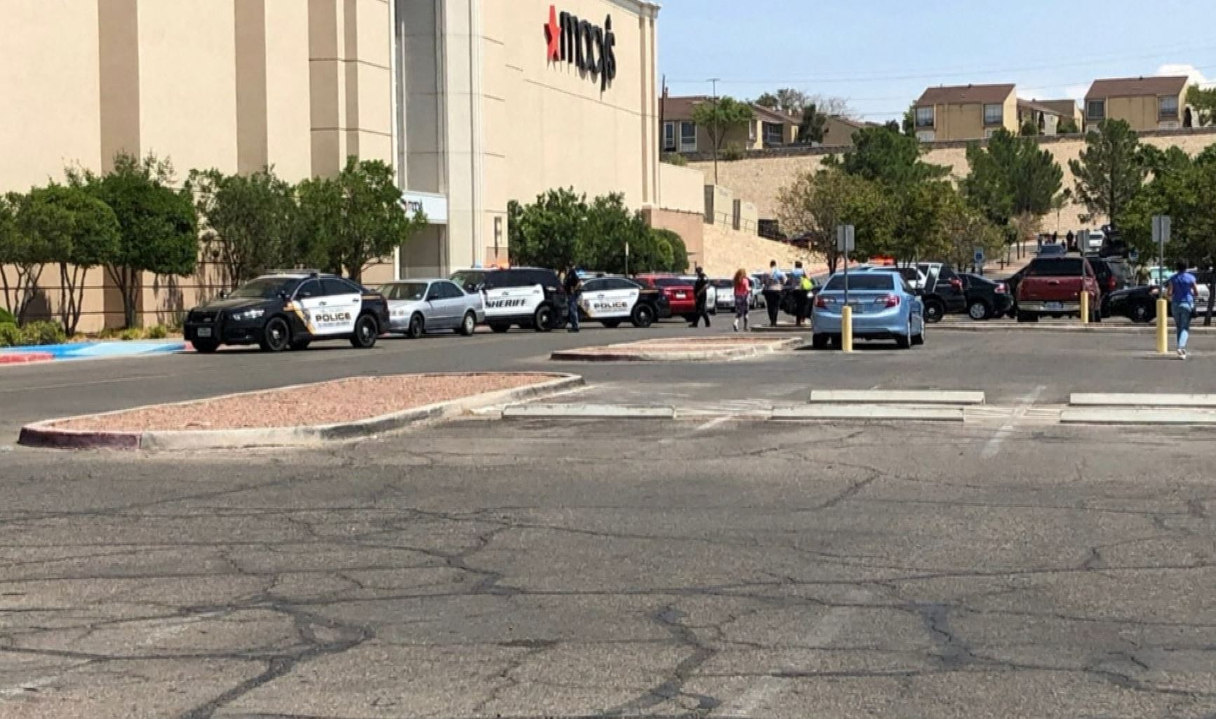 Police outside El Paso mall