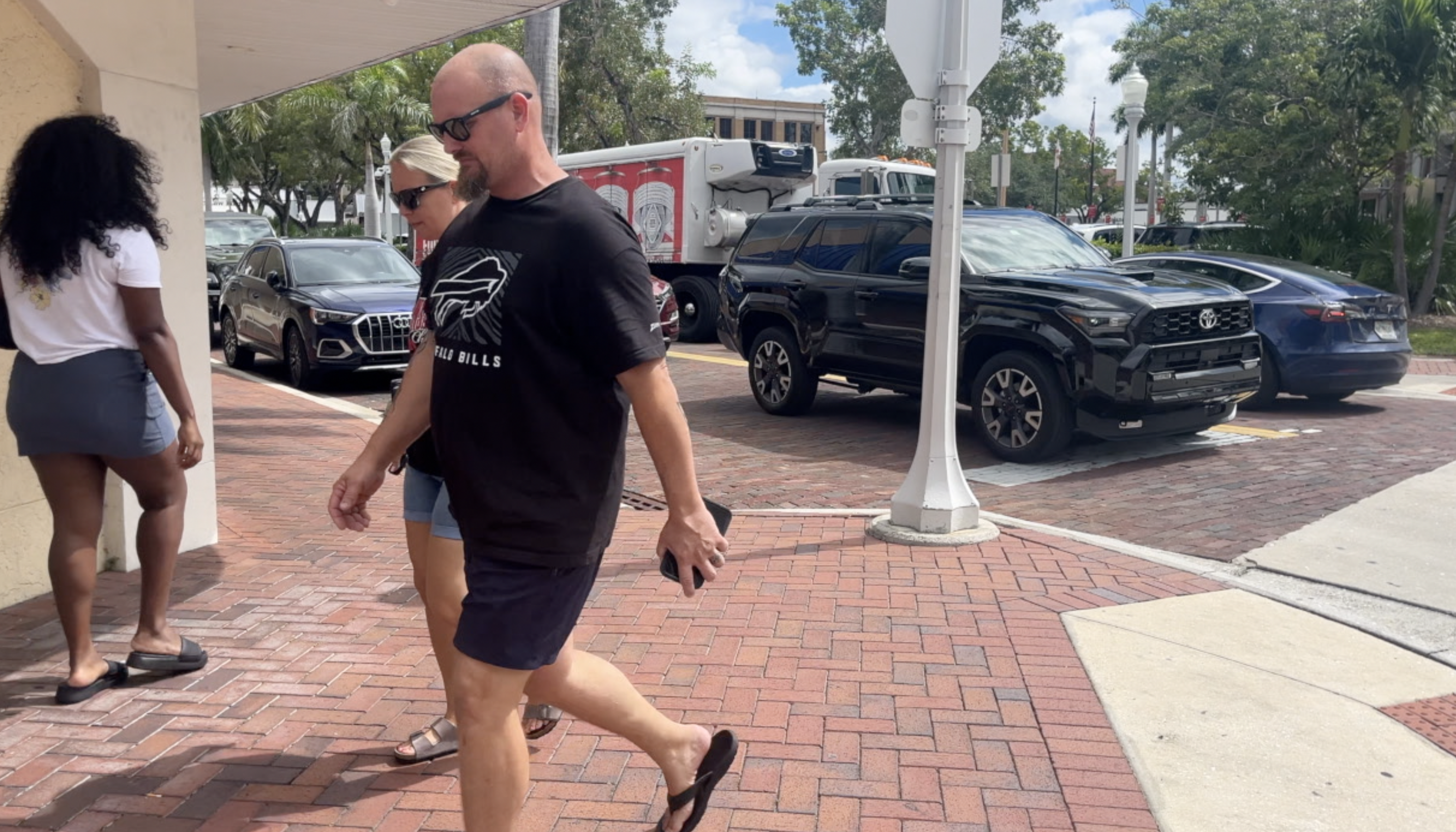 downtown pedestrians and parking