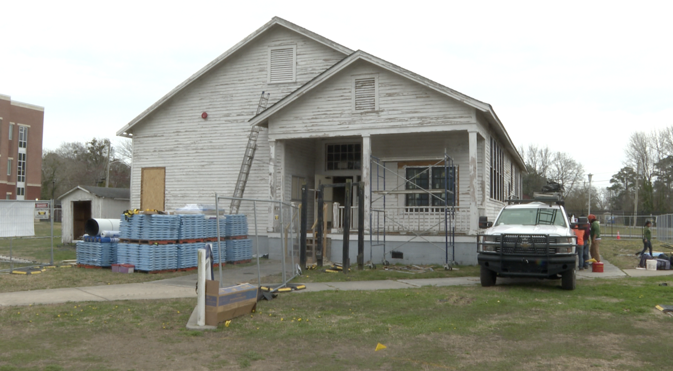 Elizabeth City State University to renovate on-campus Rosenwald School