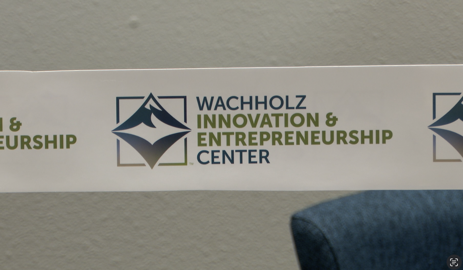 Waccholz Center.png