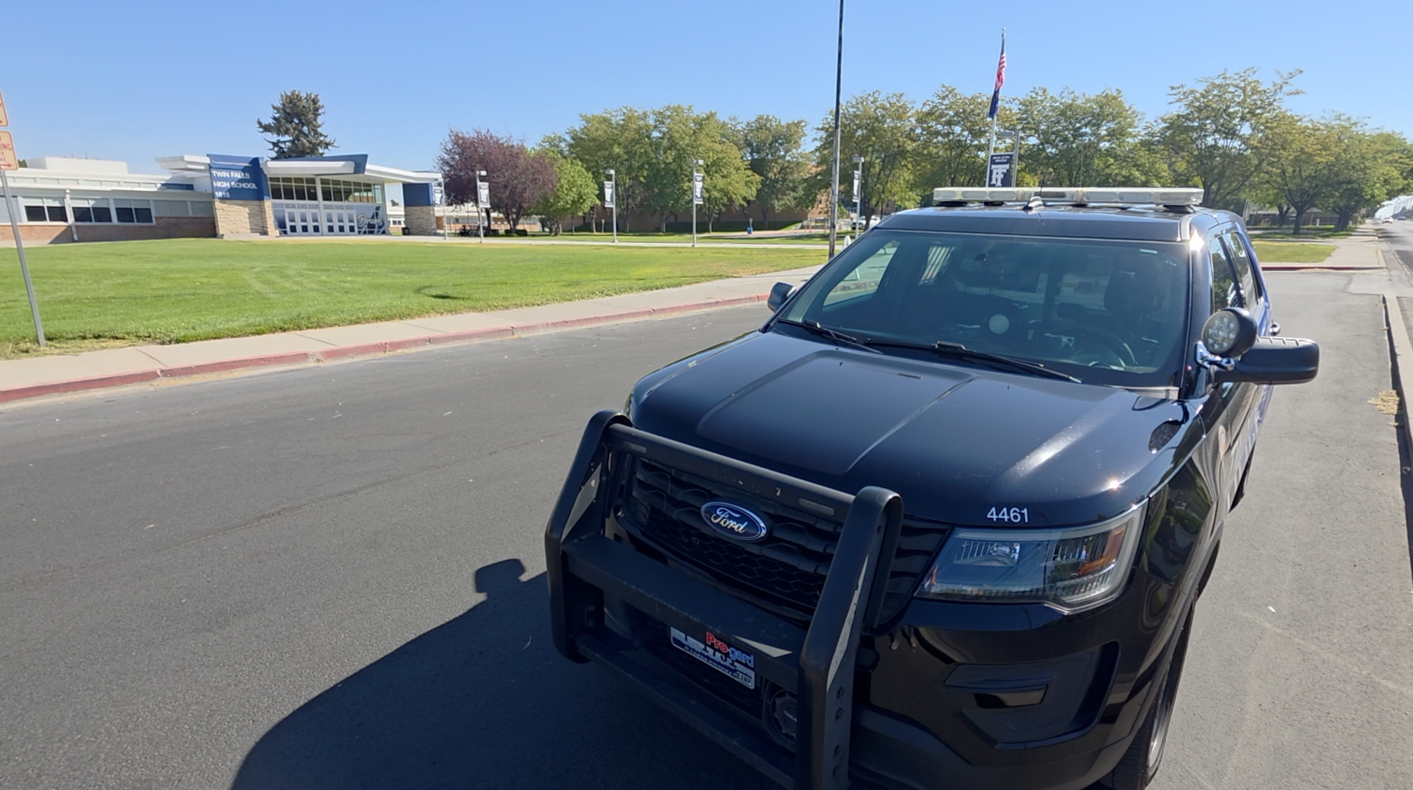 Twin Falls schools open with security officers at every campus