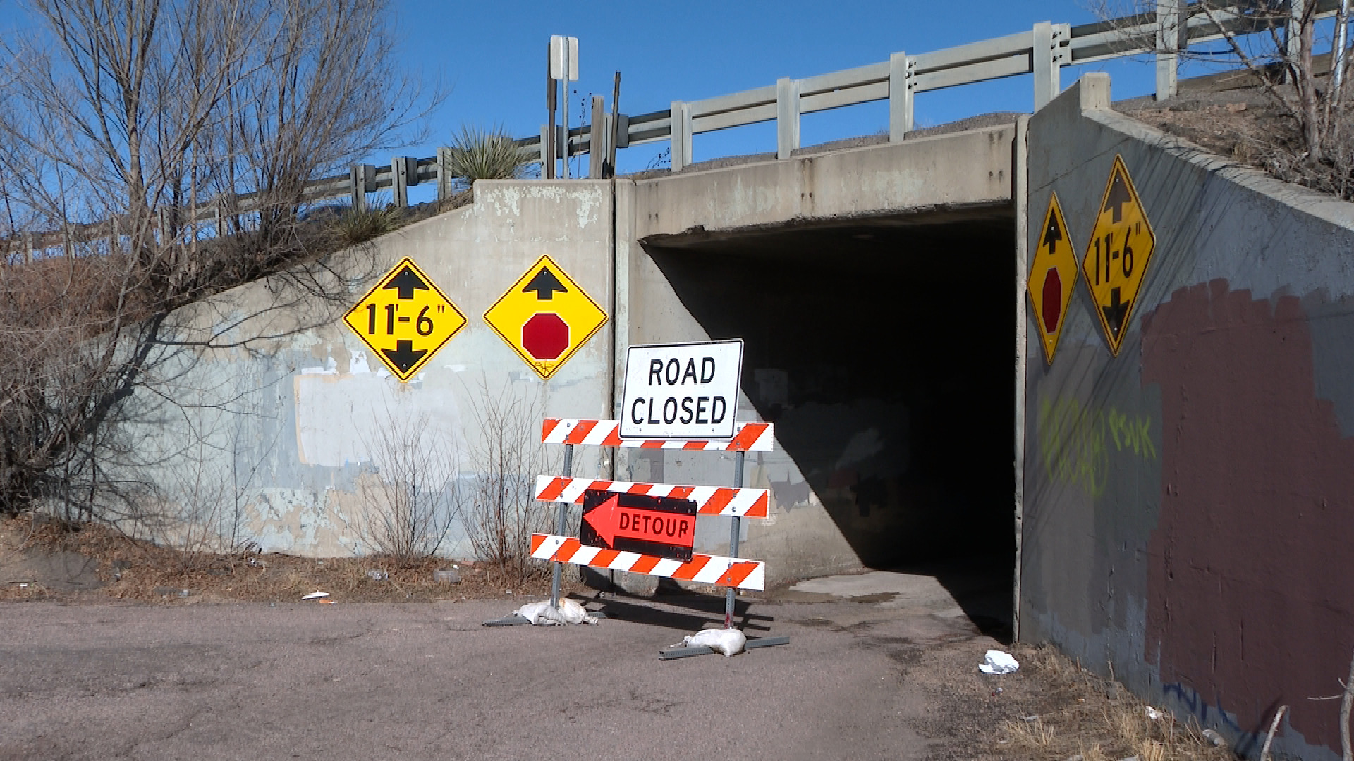 Janitell Road Tunnel Closed