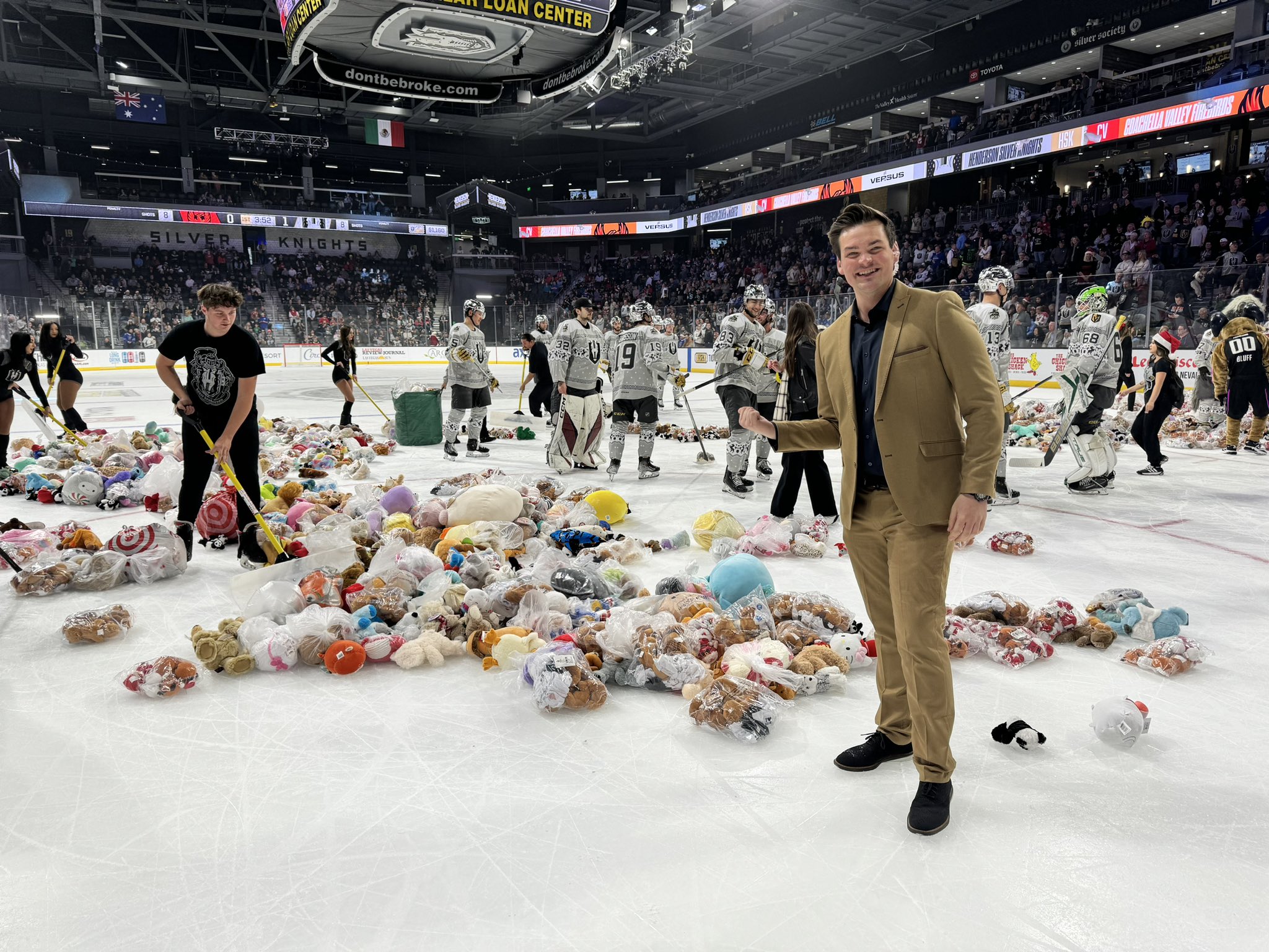 KTNV Sports Reporter Nick Walters shows us how many stuffed animals were thrown on the Henderson Silver Knights ice at the Dollar Loan Center as part of the Lucky Launch which leads donations to local charities.