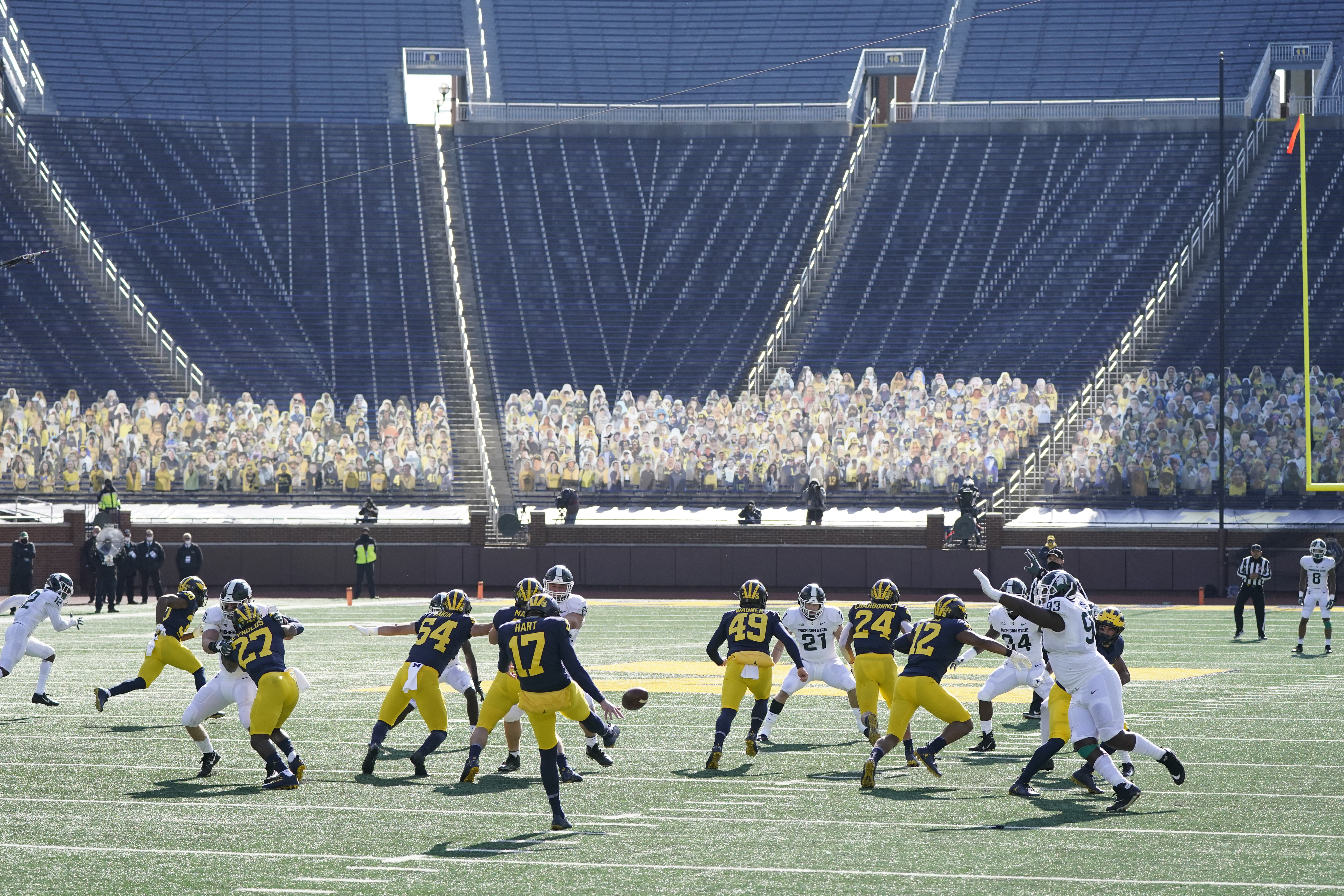Rocky Lombardi's 3 TD passes lift Michigan State over No. 13 Michigan