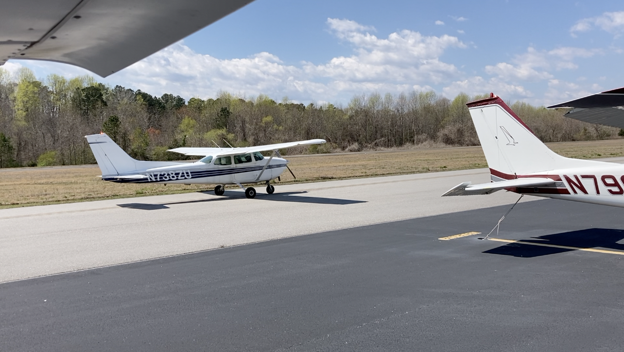 Williamsburg Jamestown Airport