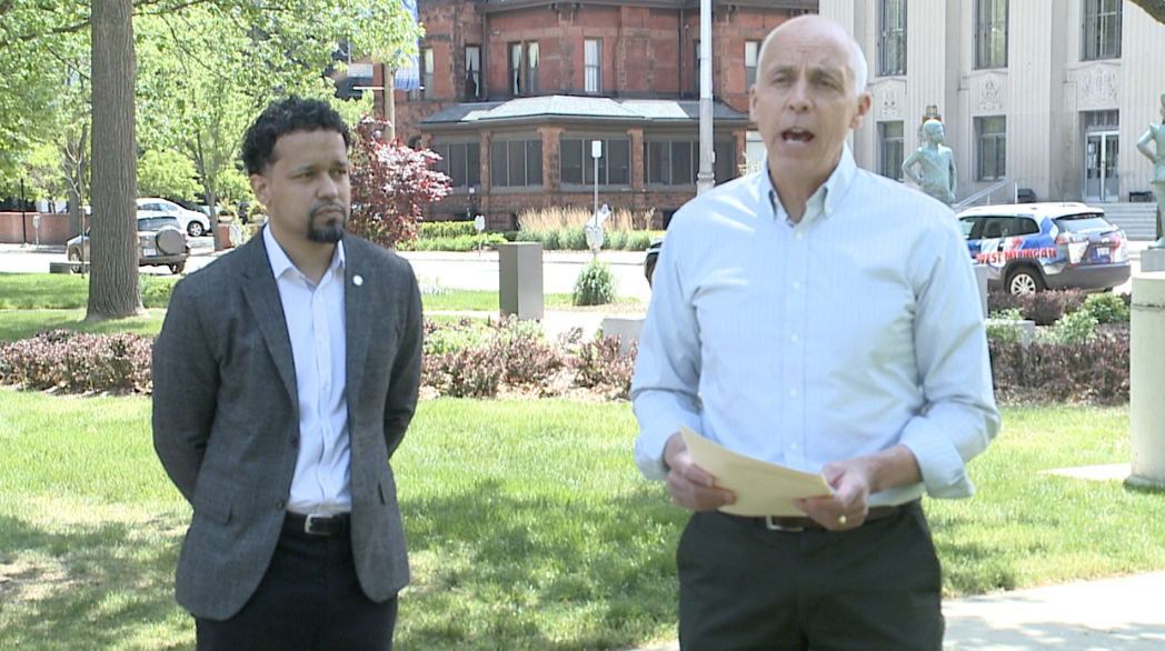 Mayor David Anderson