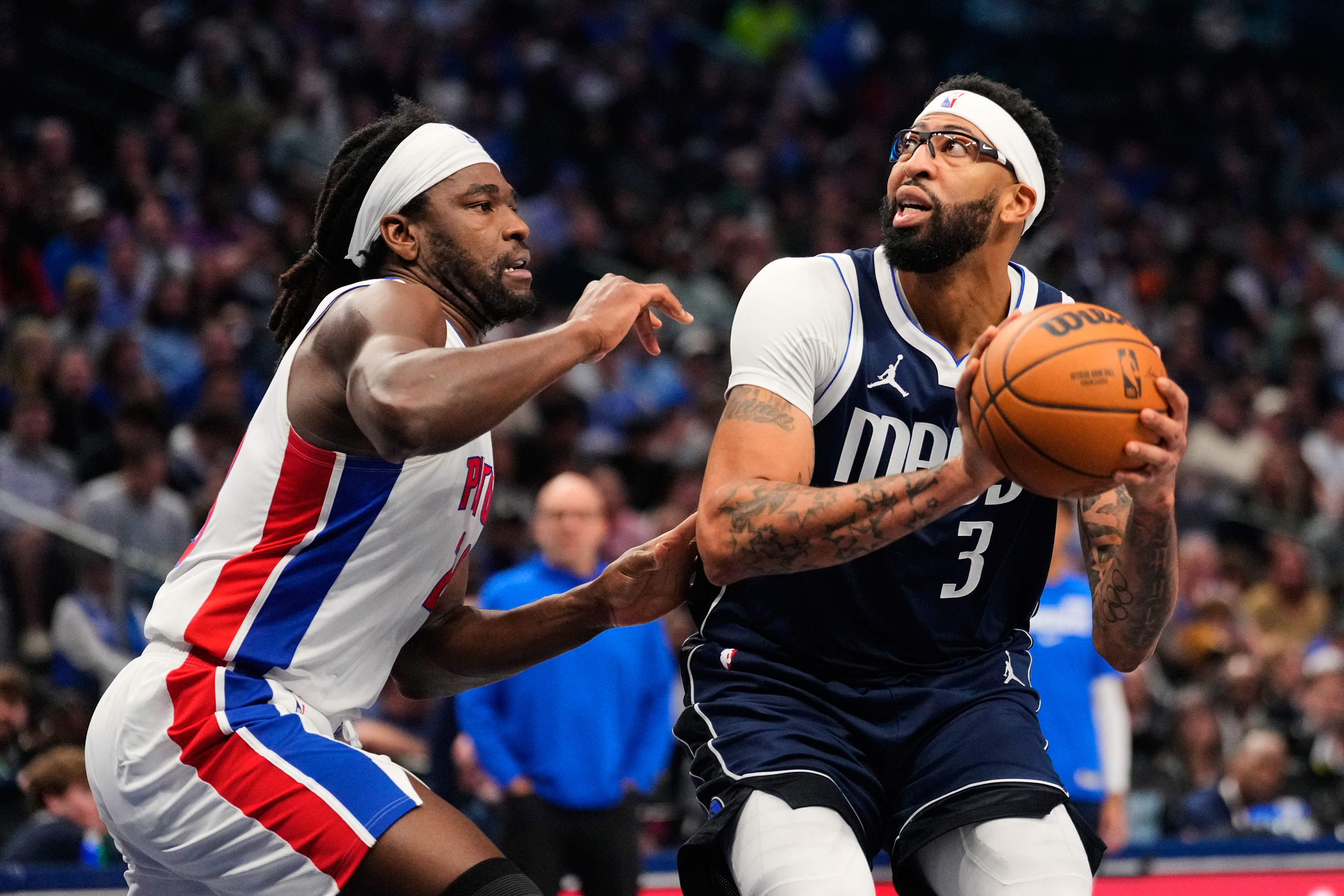 Pistons Mavericks Basketball