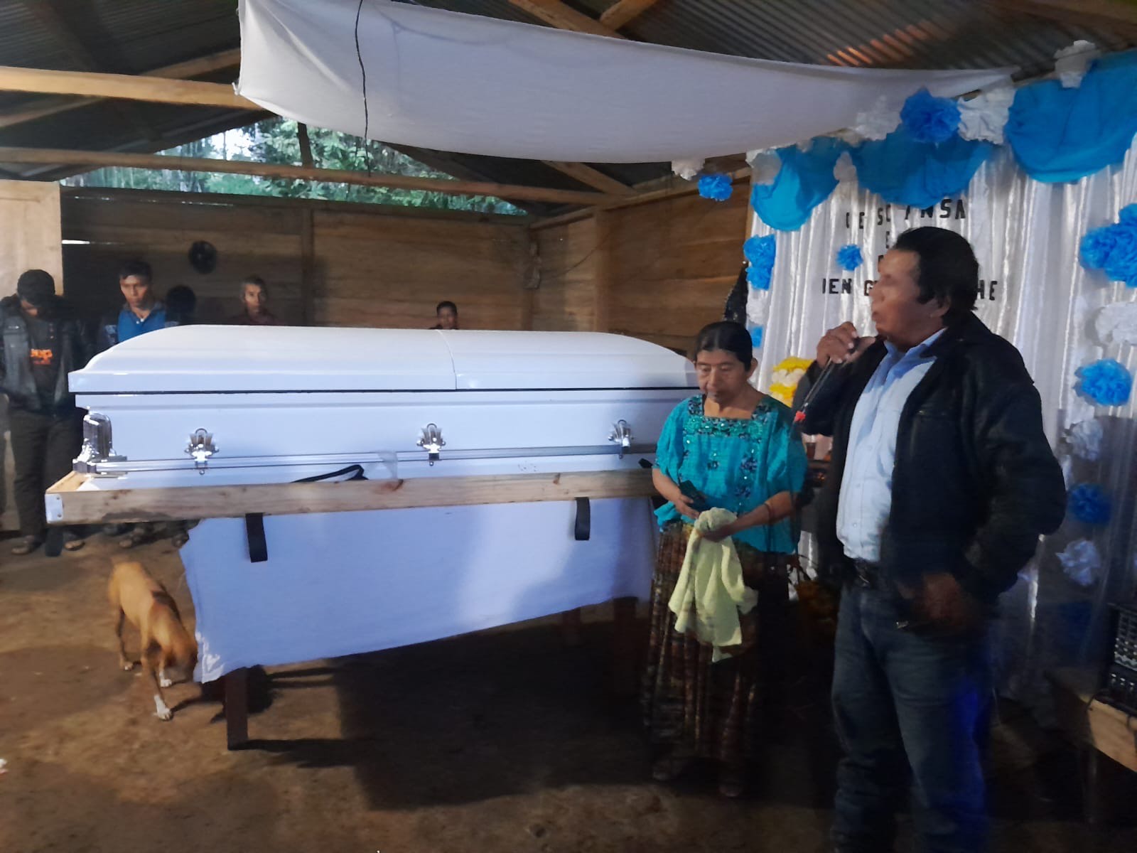 Denis Ché funeral