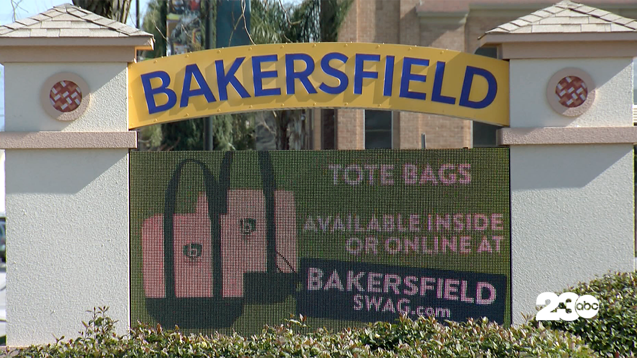 Small Bakersfield Sign, Bakersfield (FILE)