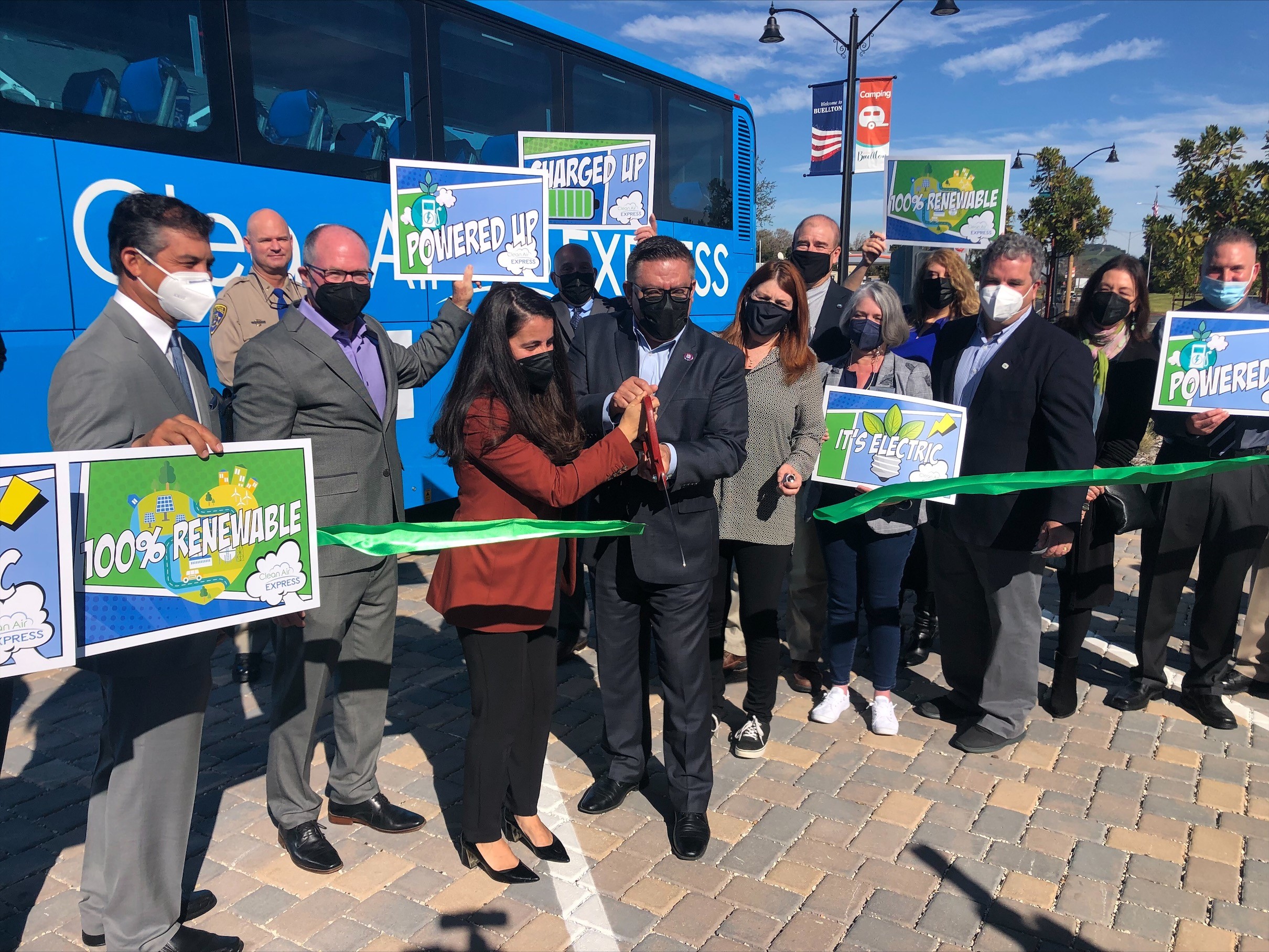 clean air bus ribbon cutting 1-28-22.jpg
