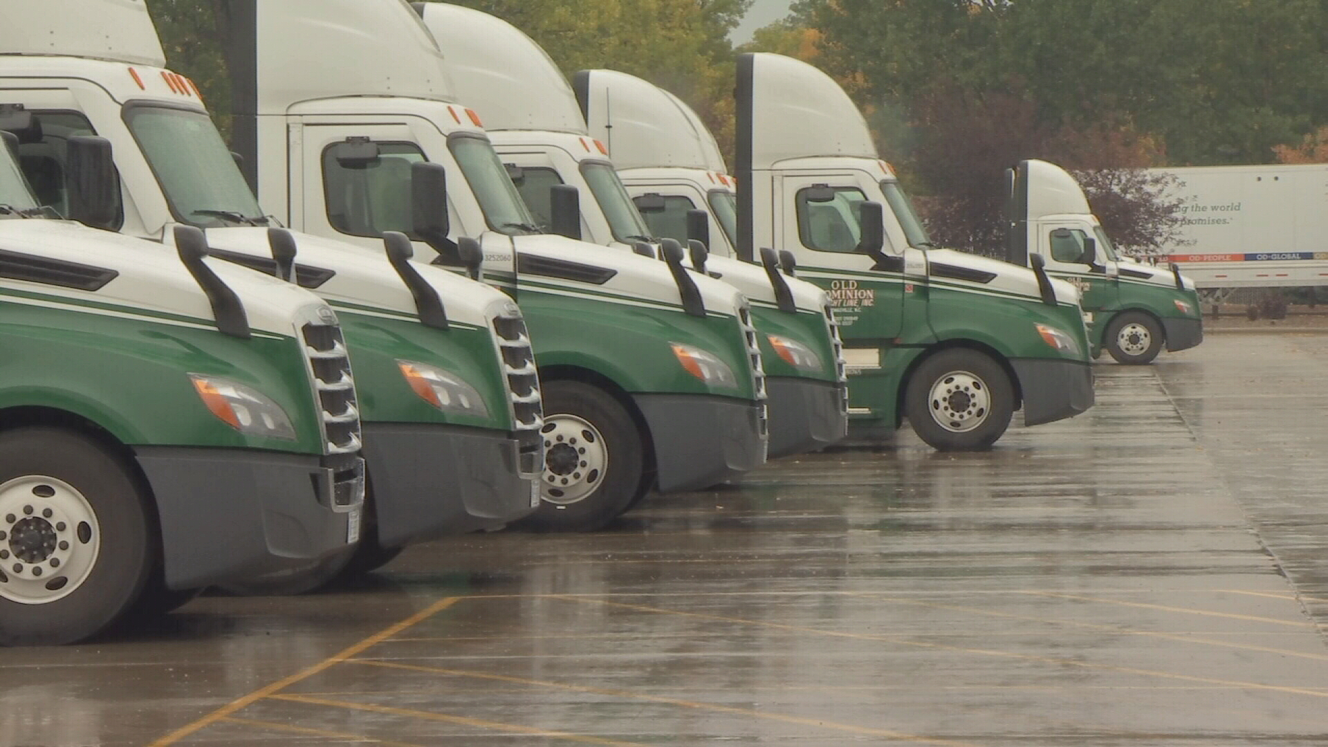 Billings trucking company looking for workers during driver shortage - Vimarsana News