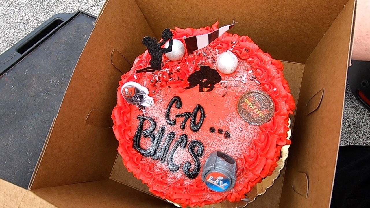 Buccaneers cake