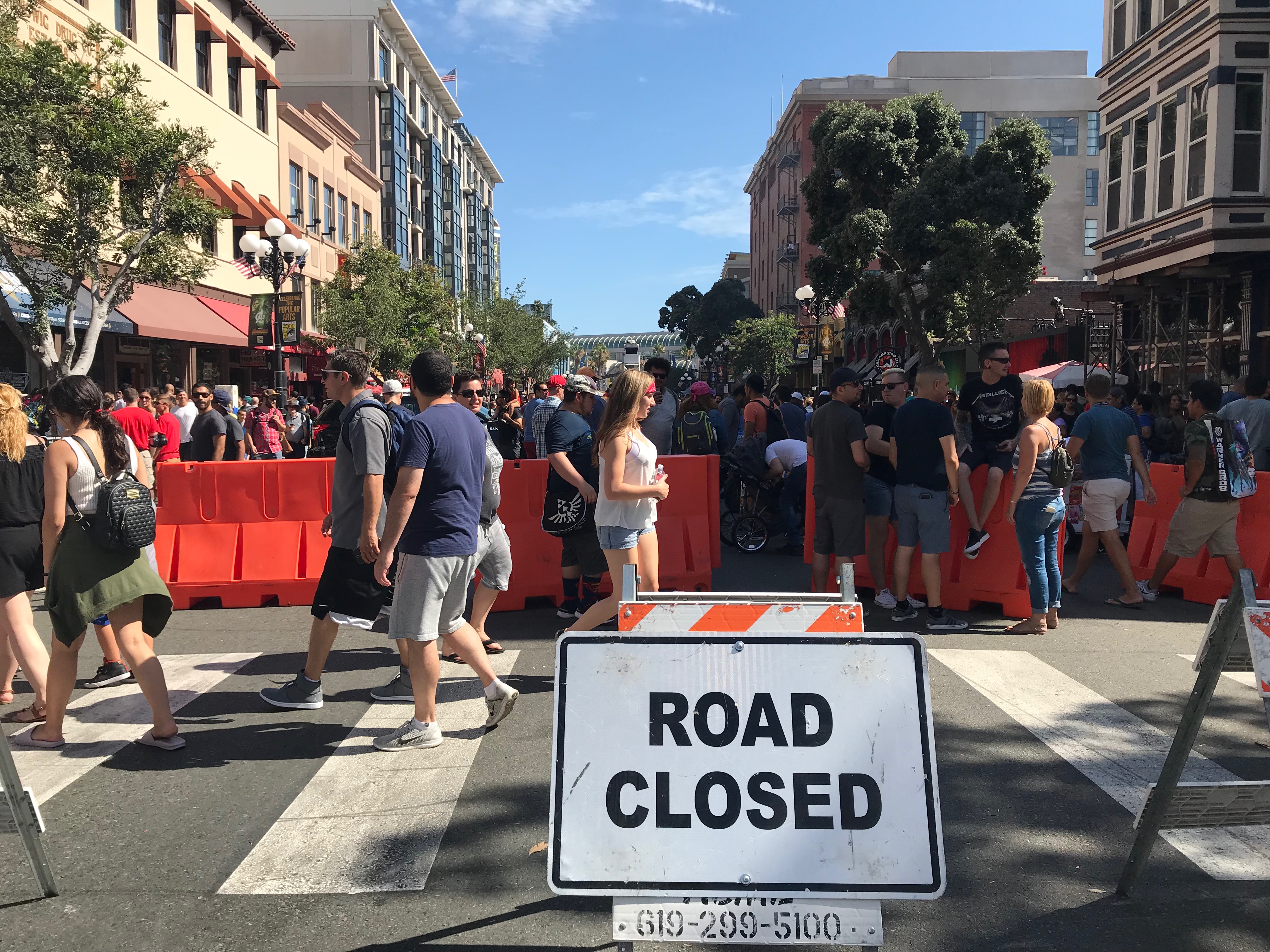 comic-con traffic.jpg
