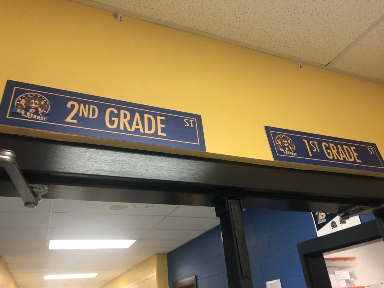 Breckenridge Elementary.jpg