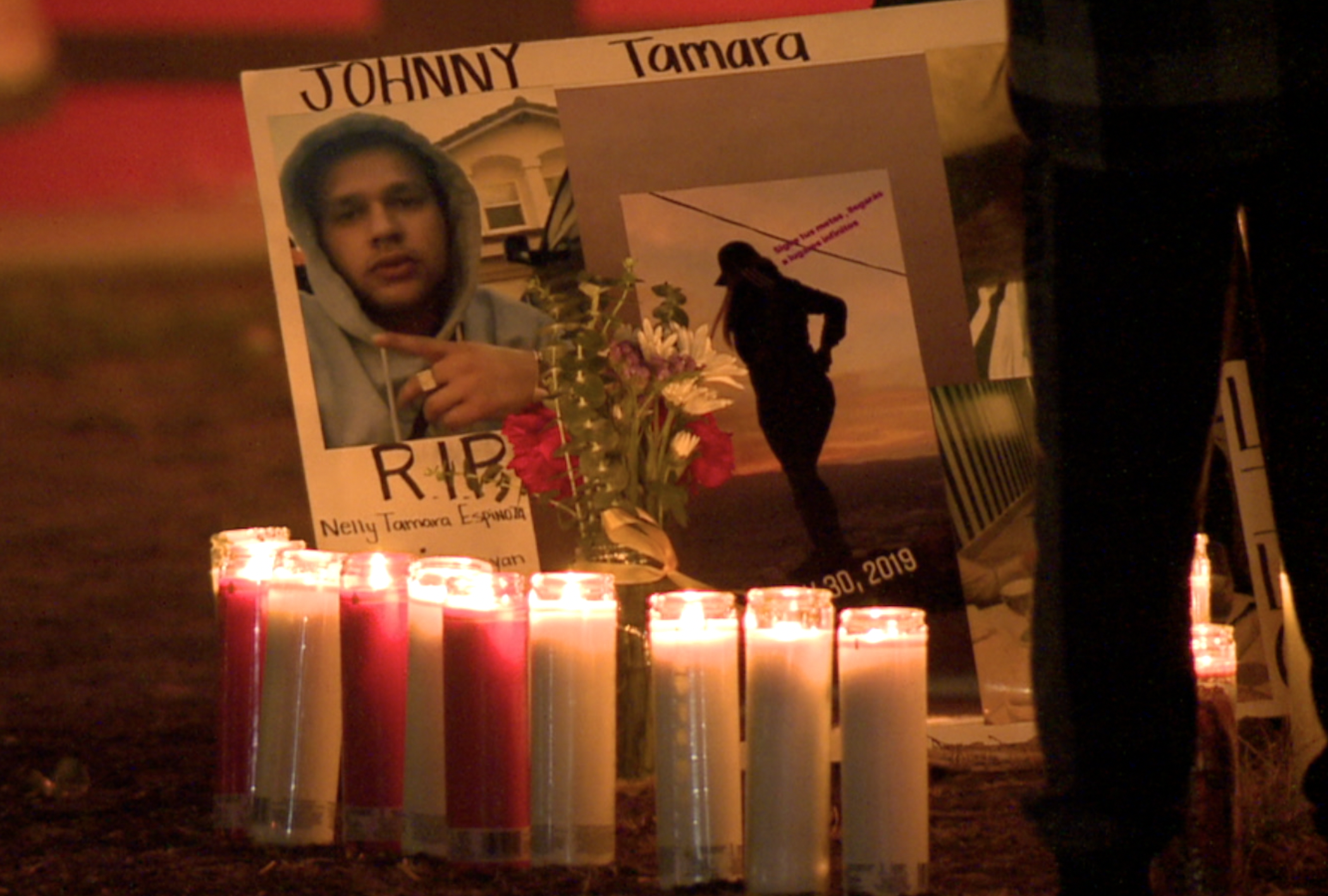 Friends mourn four dead in Thanksgiving car crash
