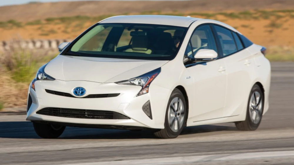 2017-Toyota-Prius.png