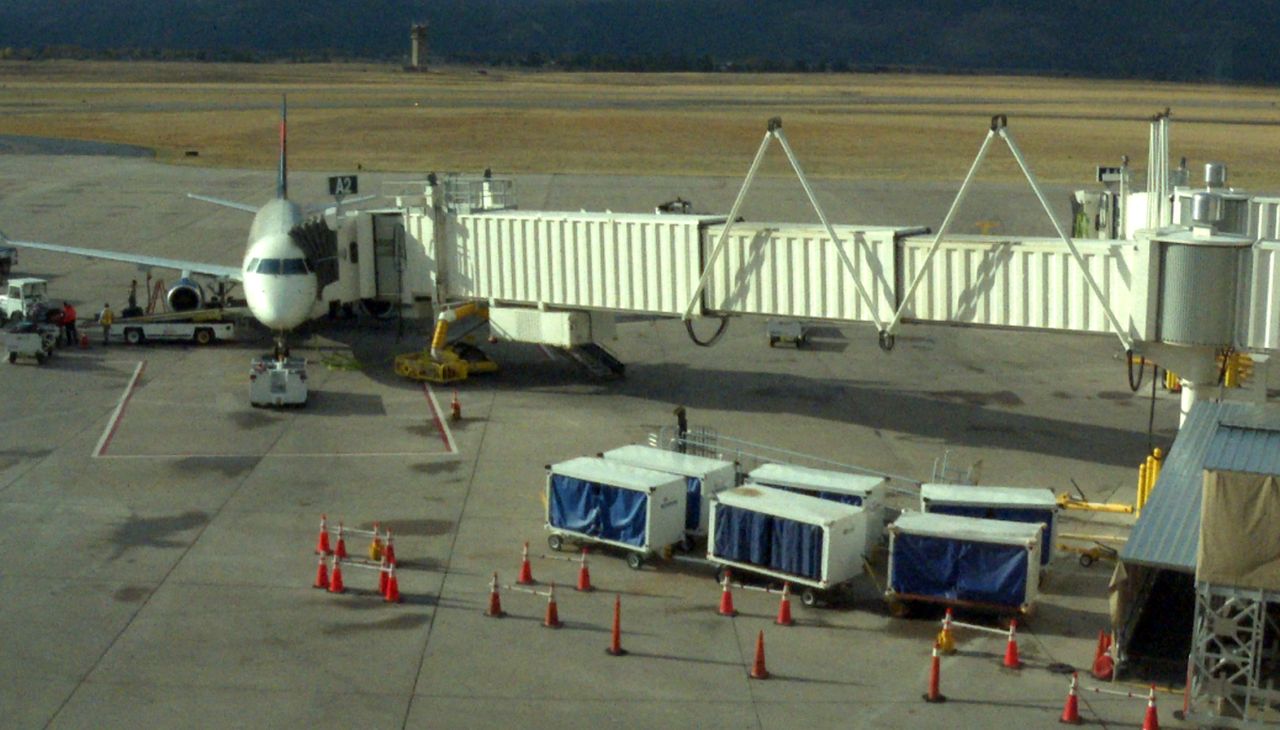 Suspect charged for breaching security and trying to steal a plane in Missoula