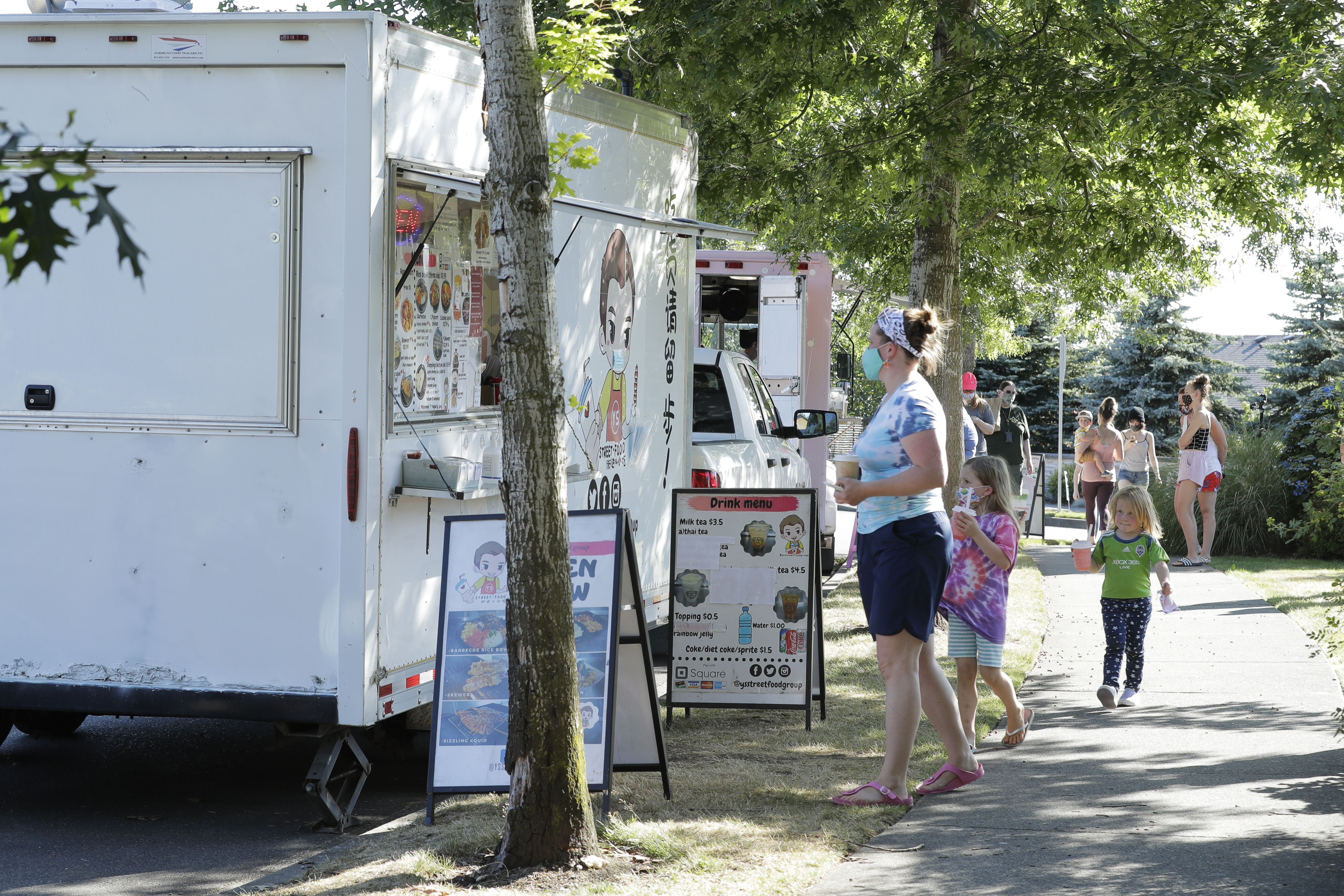 Virus Outbreak Food Trucks Suburbs