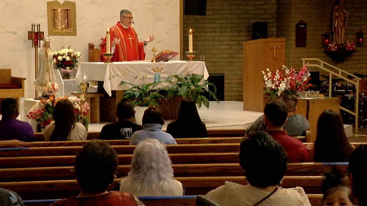catholic mass.png
