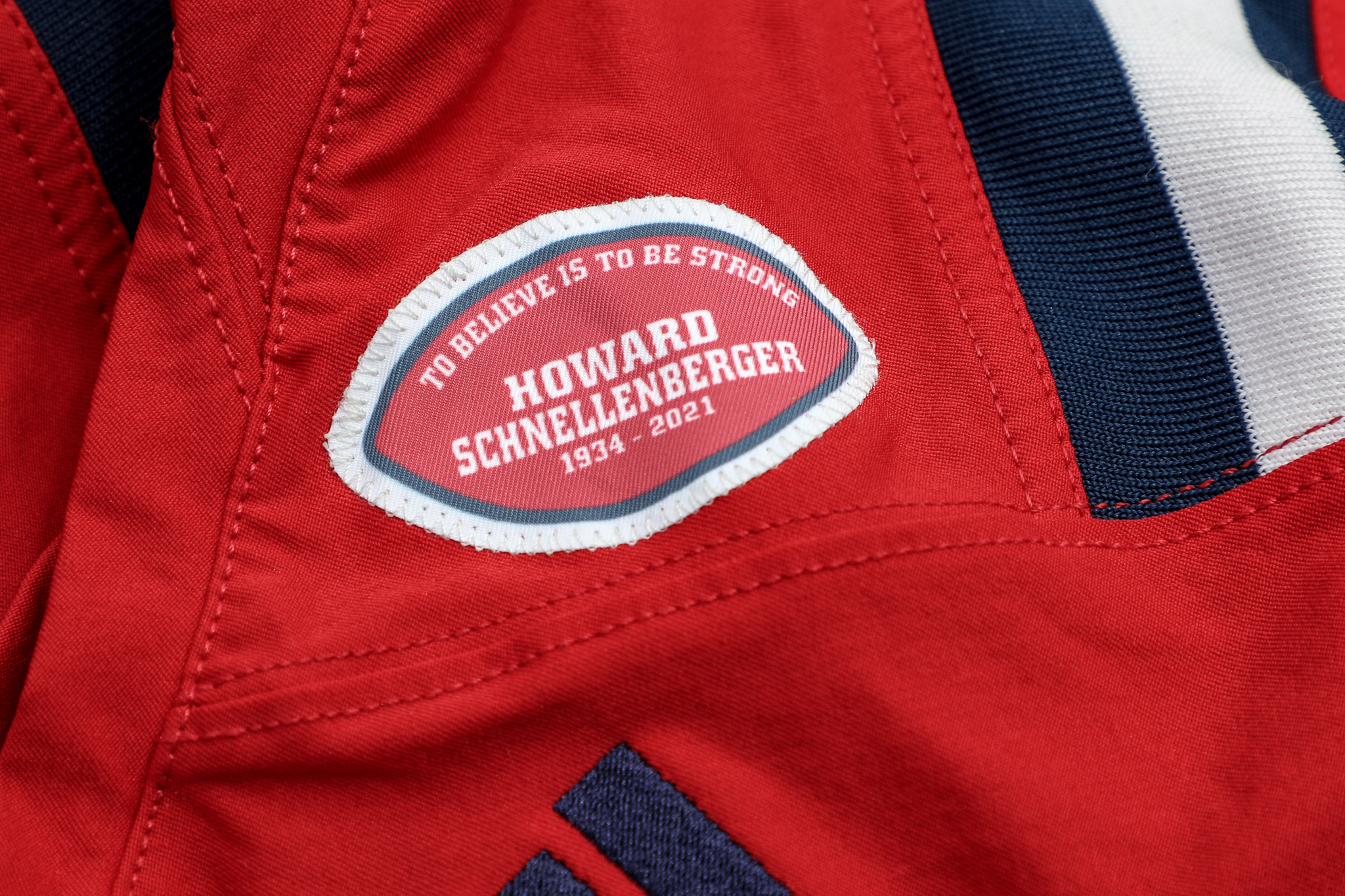 Howard Schnellenberger patch to be worn by FAU football players