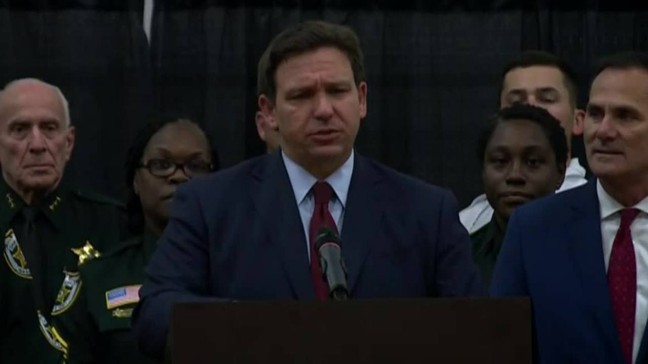 Florida Gov. Ron DeSantis speaks at a news conference at the Palm Beach County Sheriff's Office on March 31, 2022.jpg